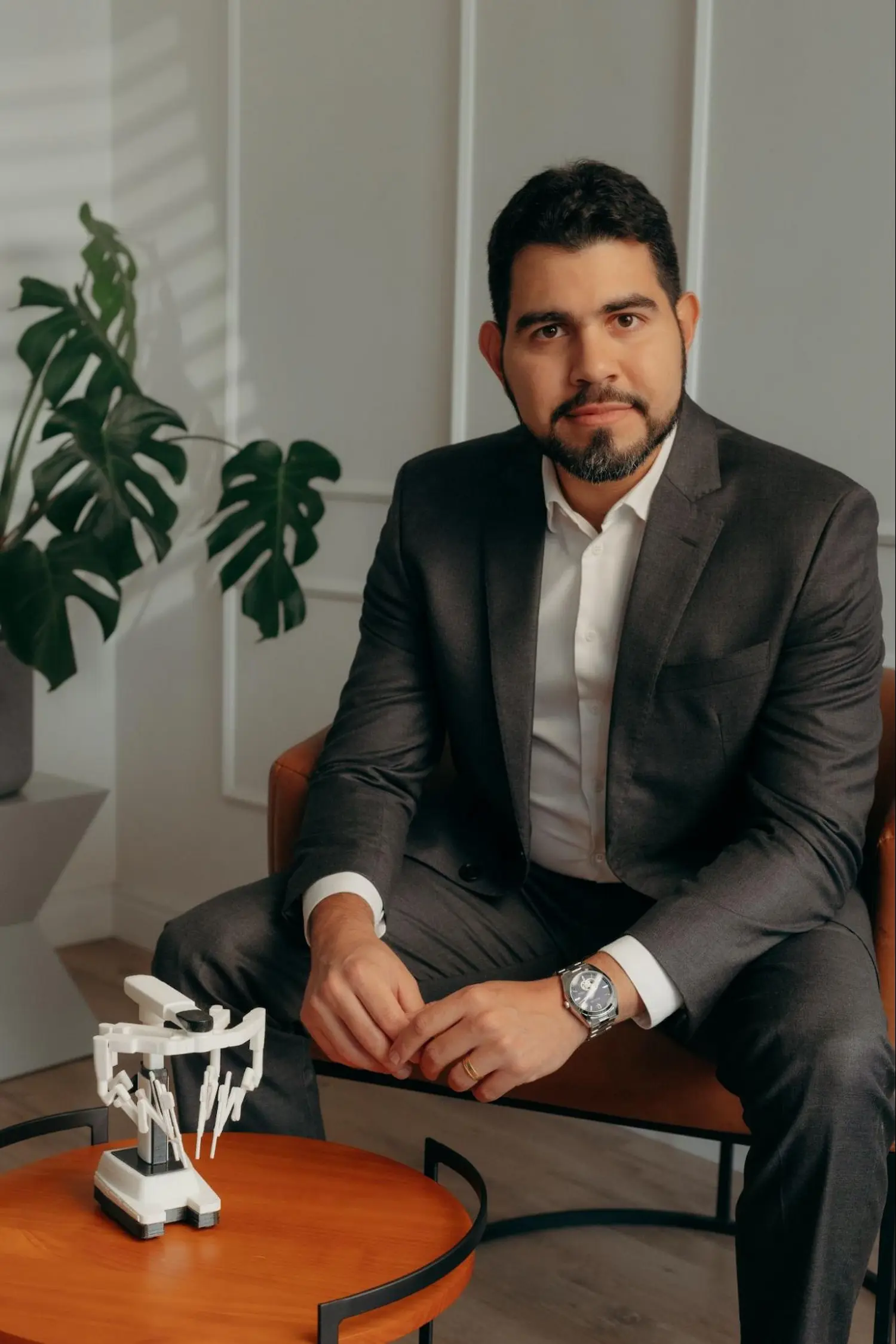Dr. Thiago Mourão, especialista em urologia e saúde do homem.